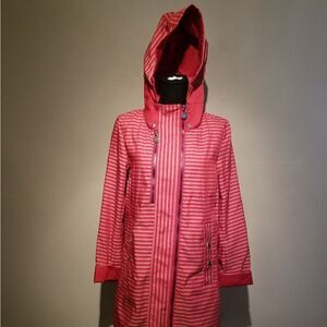 BEAUTIFUL CREENSTONE WINTER COAT VERY NICE SIZE 38 PUR²